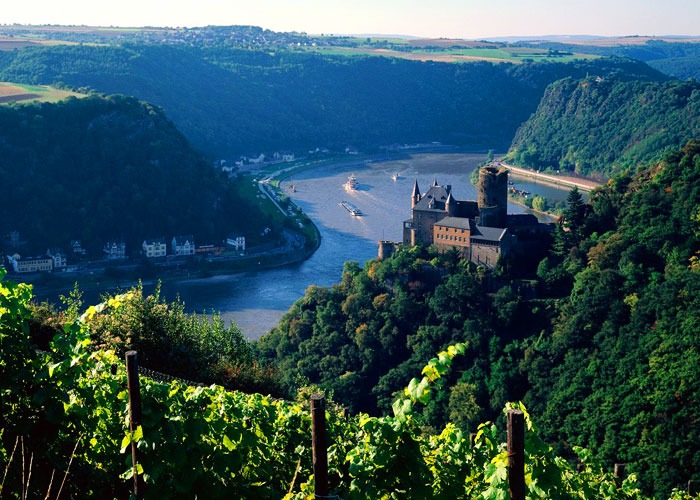 vlassopoulos-travel-rhine-2