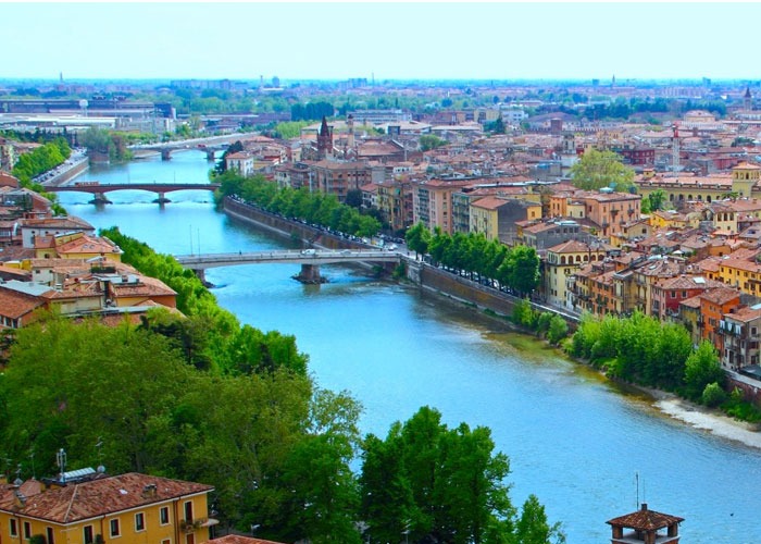 vlassopoulos-travel-verona-1